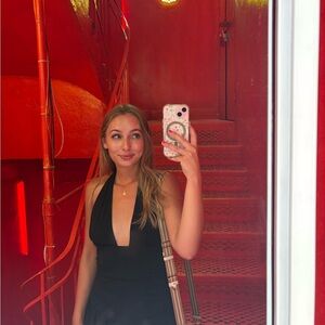 Meet your Posher, Maradeth